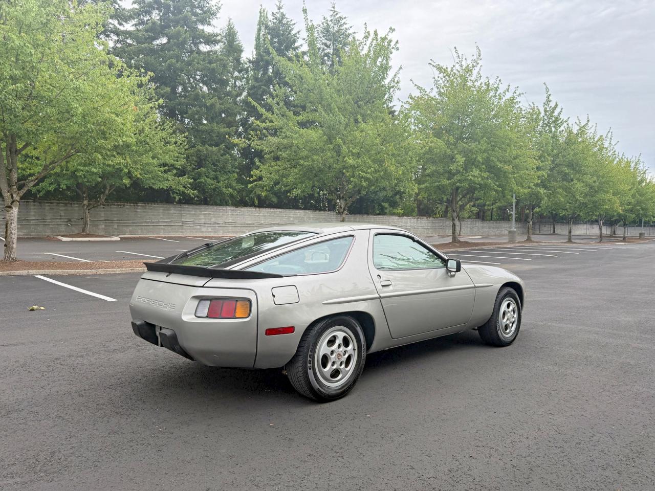 1982 Porsche 928 VIN WP0JA092XCS820309 COPART salvage auction — Minor Dent/Scratches, WA - VEHICLE CERT OF OWNERSHIP-TITL (P), sold $8,000 on 2026-07-01 (photo 4)