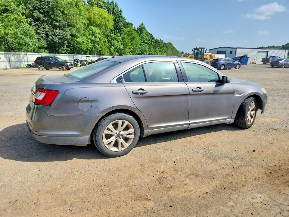 2011 Ford Taurus VIN 1FAHP2EW1BG168740 COPART salvage auction — HAIL, La - Cert Of Title-Hail Damaged, sold $425 on 2026-07-09 (photo 3)