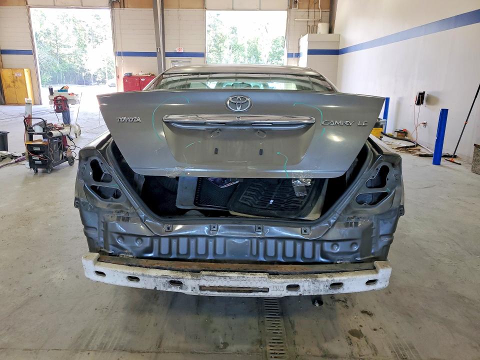 2004 Toyota Camry VIN 4T1BE32K44U923408 COPART salvage auction — REAR END, Va - Certificate Of Title, sold $1,500 on 2026-07-02 (photo 6)