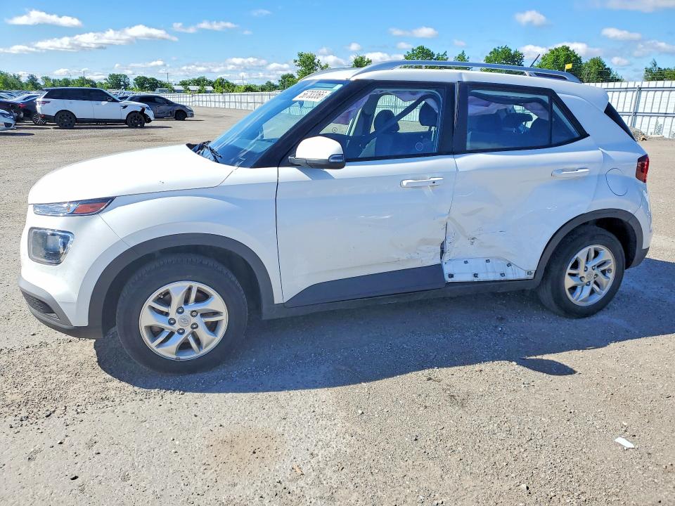 2024 Hyundai Venue VIN KMHRC8A32RU340175 COPART salvage auction — SIDE, ON - PERMIT SALVAGE, sold $650 on 2026-07-21 (photo 1)
