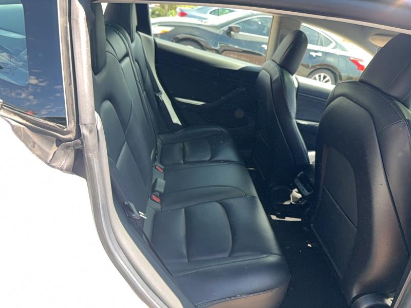 2019 Tesla Model 3 VIN 5YJ3E1EA0KF431223 COPART salvage auction — DAMAGE HISTORY, Ca - Dlr/Dis/Exp Only Salvage Title (P), sold $5,000 on 2026-07-04 (photo 6)
