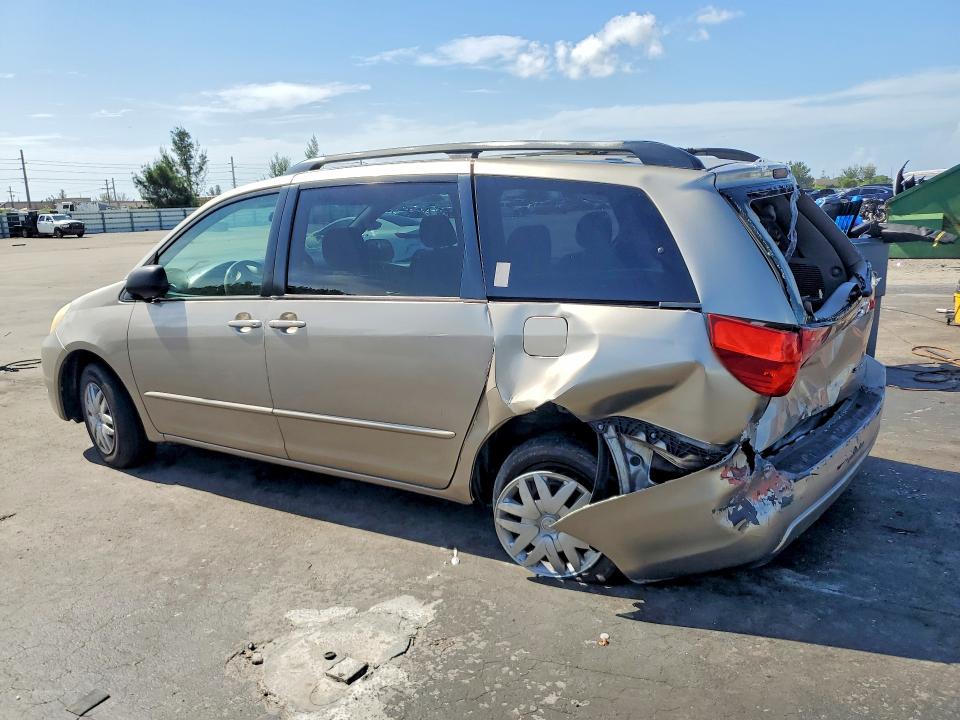 2004 Toyota Sienna VIN 5TDZA23C44S155871 COPART salvage auction — REAR END, FL - CERT OF TITLE SLVG REBUILDABLE, sold $275 on 2026-07-13 (photo 2)