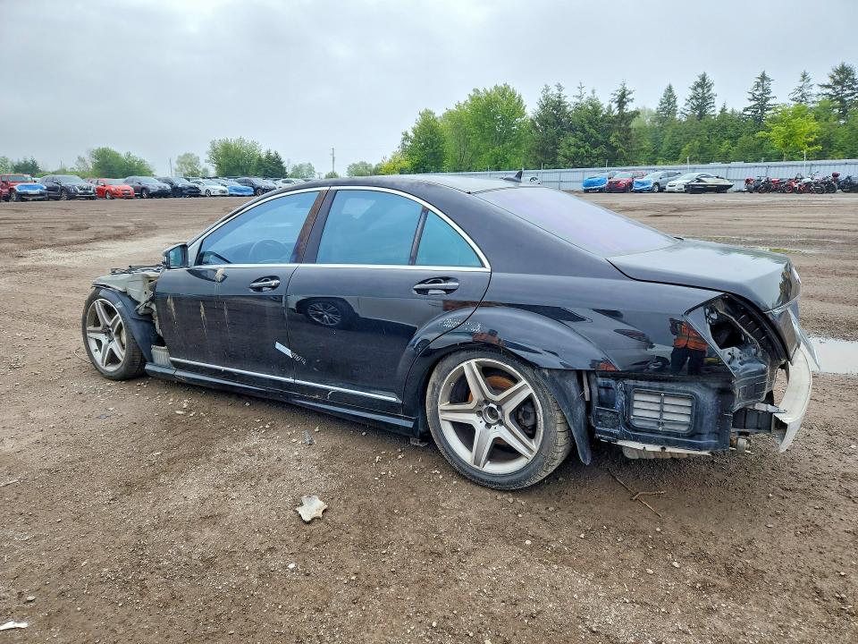 2011 Mercedes-benz S-klasse VIN WDDNF8EB6BA368232 COPART salvage auction — VANDALISM, On - Permit Irrepairable, sold $1,000 on 2026-07-16 (photo 2)