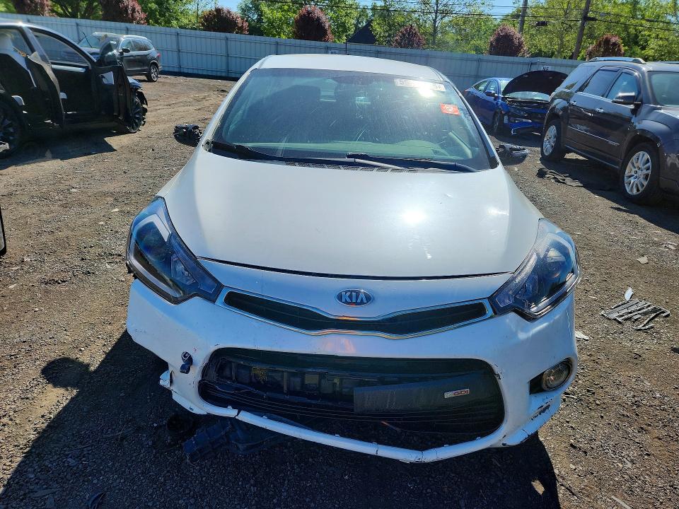 2016 Kia Forte VIN KNAFZ5A32G5632465 COPART salvage auction — SIDE, Ct - Cert Of Title-Salvage, sold $875 on 2026-07-17 (photo 5)