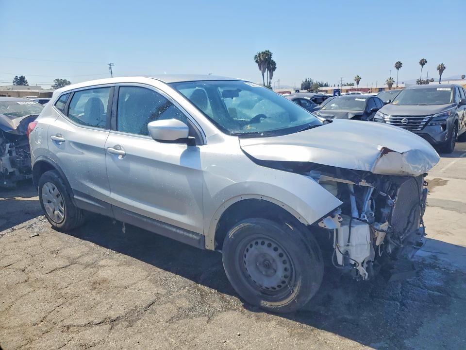 2018 Nissan Rogue sport VIN JN1BJ1CR5JW259638 COPART salvage auction — FRONT END, CA - CERTIFICATE OF TITLE, sold $1,350 on 2026-07-14 (photo 4)