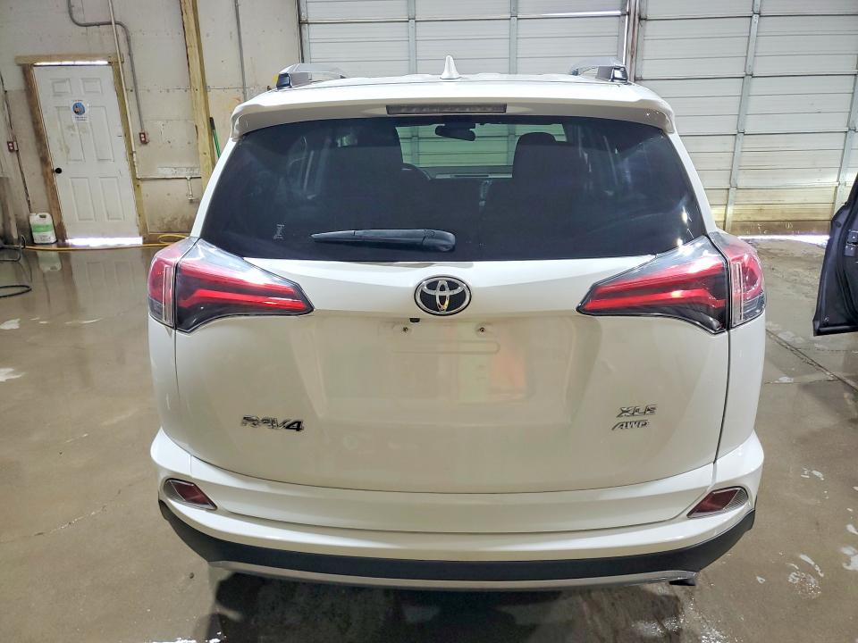 2018 Toyota VIN JTMRFREV8JJ192715 COPART salvage auction — SIDE, Tn - Salvage Certificate, sold $7,500 on 2026-07-21 (photo 6)