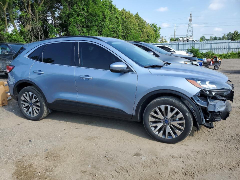 2022 Ford Escape VIN 1FMCU9J9XNUB03750 COPART salvage auction — FRONT END, On - Permit No Brand - Unfit, sold $7,700 on 2026-08-20 (photo 4)