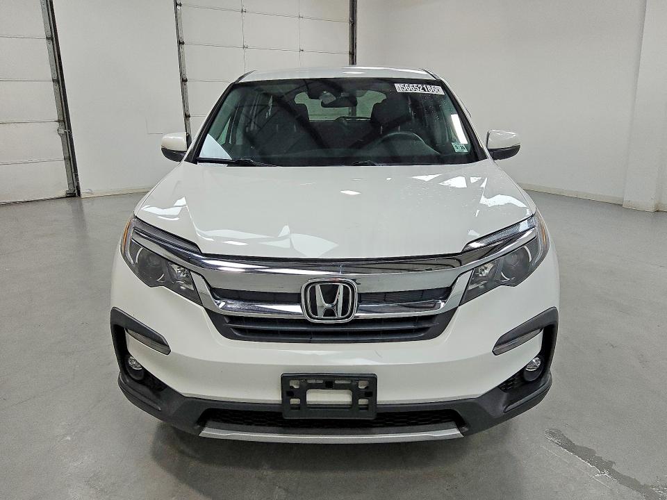 2021 Honda Pilot VIN 5FNYF6H39MB082725 COPART salvage auction — NORMAL WEAR, WV - CERTIFICATE OF TITLE, sold $14,000 on 2026-07-07 (photo 5)