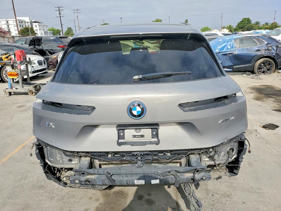 2024 BMW Ix VIN WB523CF03RCR15800 COPART salvage auction — STRIPPED, Ca - Dis/Dlr/Exp Only Clean Title, sold $19,400 on 2026-07-17 (photo 6)