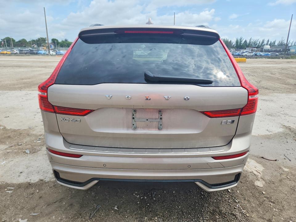 2025 Volvo VIN YV4M12RC9S1073966 COPART salvage auction — FRONT END, Fl - Cert Of Title Slvg Rebuildable, sold $15,200 on 2026-07-09 (photo 6)