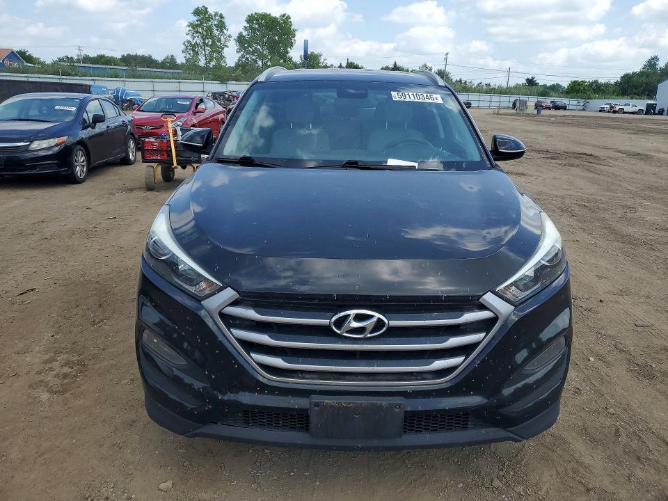 2017 Hyundai Tucson VIN KM8J3CA46HU323662 COPART salvage auction — HAIL, Oh - Cert Of Title-Salvage, sold $2,850 on 2026-07-13 (photo 5)