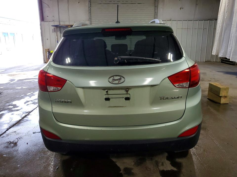2011 Hyundai Tucson VIN KM8JU3AC3BU192122 COPART salvage auction — NORMAL WEAR, Va - Certificate Of Title, sold $200 on 2026-07-28 (photo 6)