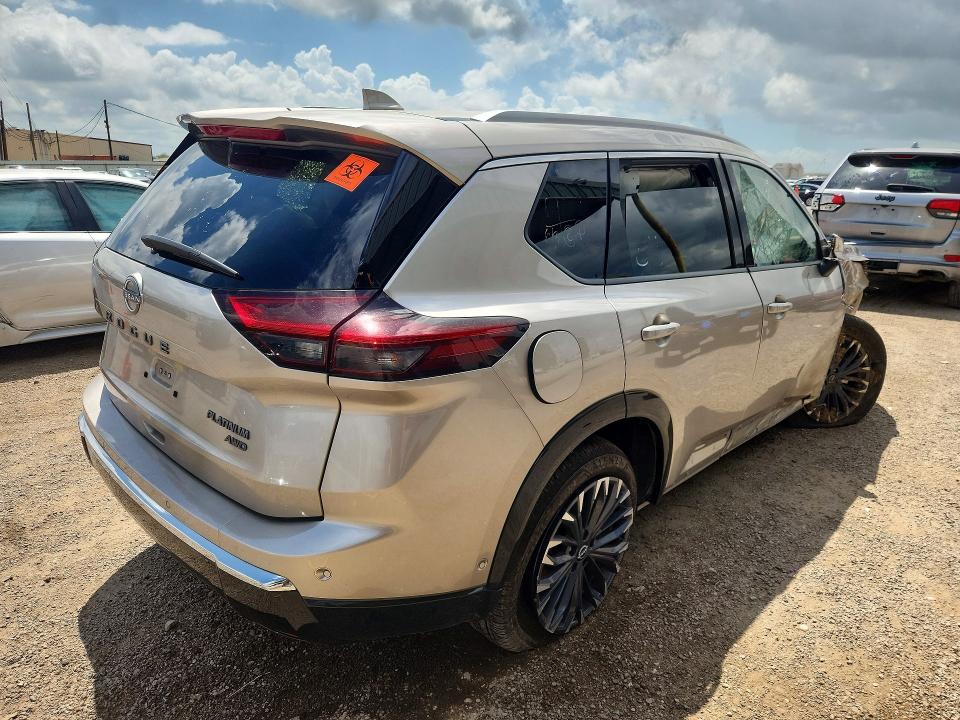 2026 Nissan Rogue VIN JN8BT3DD5TW476538 COPART salvage auction — SIDE, TX - NONREPAIRABLE TITLE, sold $3,050 on 2026-07-27 (photo 3)