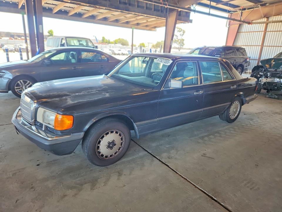 1989 Mercedes-benz 420 VIN WDBCA35E2KA481770 COPART salvage auction — MINOR DENT/SCRATCHES, Ca - Dis/Dlr/Exp Only Clean Title, sold $375 on 2026-07-30 (photo 1)