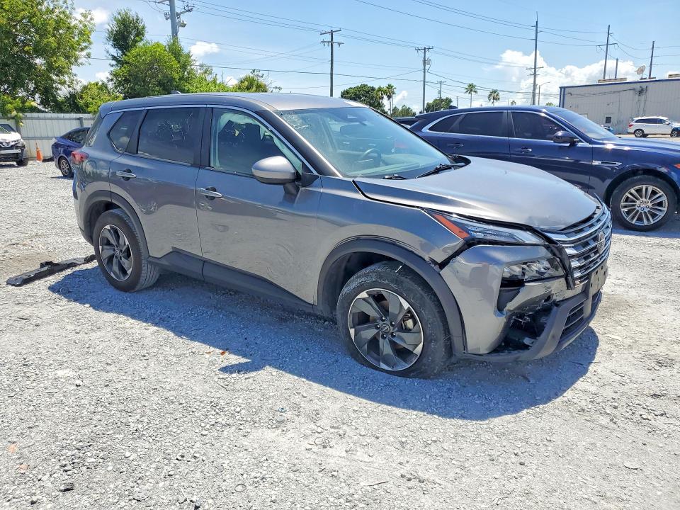 2025 Nissan Rogue VIN JN8BT3BAXSW343782 COPART salvage auction — FRONT END, Fl - Cert Of Title Slvg Rebuildable, sold $10,500 on 2026-07-27 (photo 4)