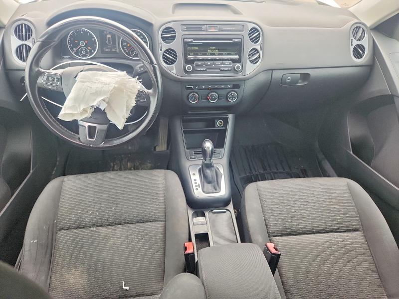 2014 Volkswagen Tiguan VIN WVGHV3AX0EW546122 COPART salvage auction — FRONT END, Qc - Gravement Accidente, sold $475 on 2026-07-14 (photo 8)