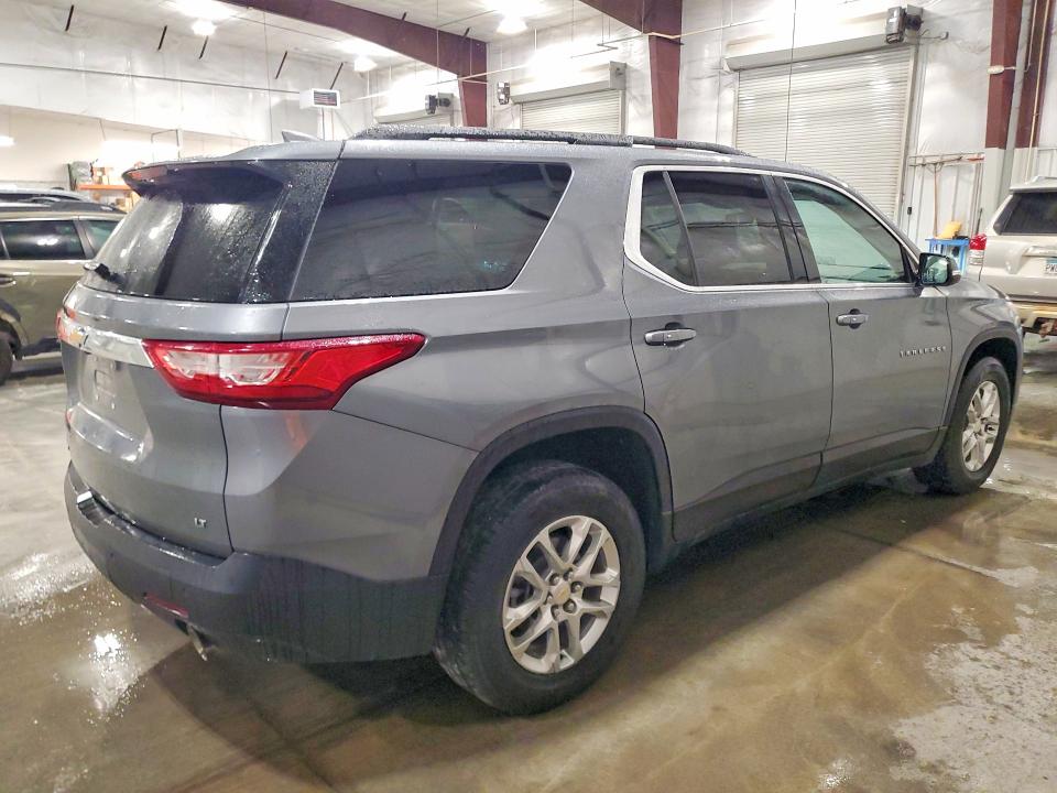 2020 Chevrolet Traverse VIN 1GNEVHKW9LJ173674 COPART salvage auction — HAIL, Mn - Cert Of Title-Salvage, sold $9,800 on 2026-07-27 (photo 3)