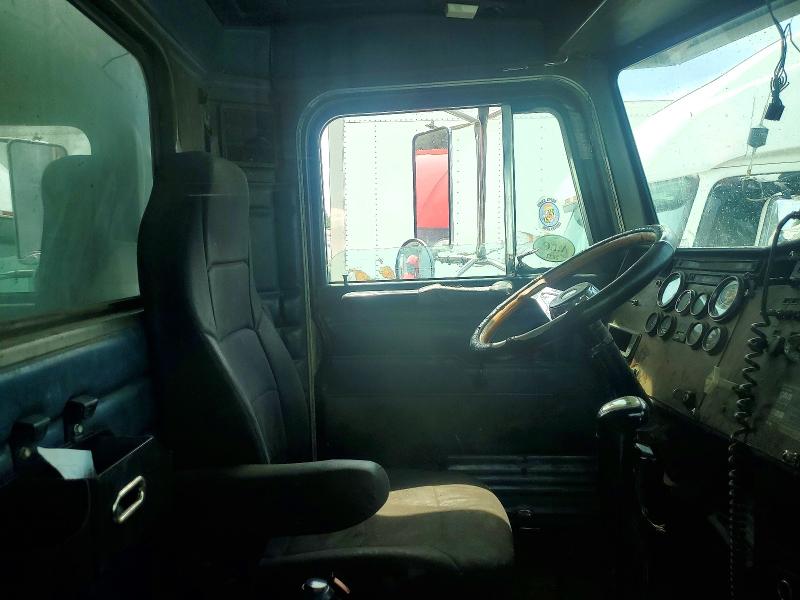 1989 Peterbilt All other VIN 1XPALB0X6KN284176 COPART salvage auction — FRONT END, S2, sold $675 on 2026-07-30 (photo 5)