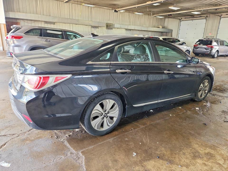2013 Hyundai Sonata VIN KMHEC4A48DA081170 COPART salvage auction — FRONT END, Wi - Junked Vehicle Bill Of Sale, sold $400 on 2026-07-13 (photo 3)