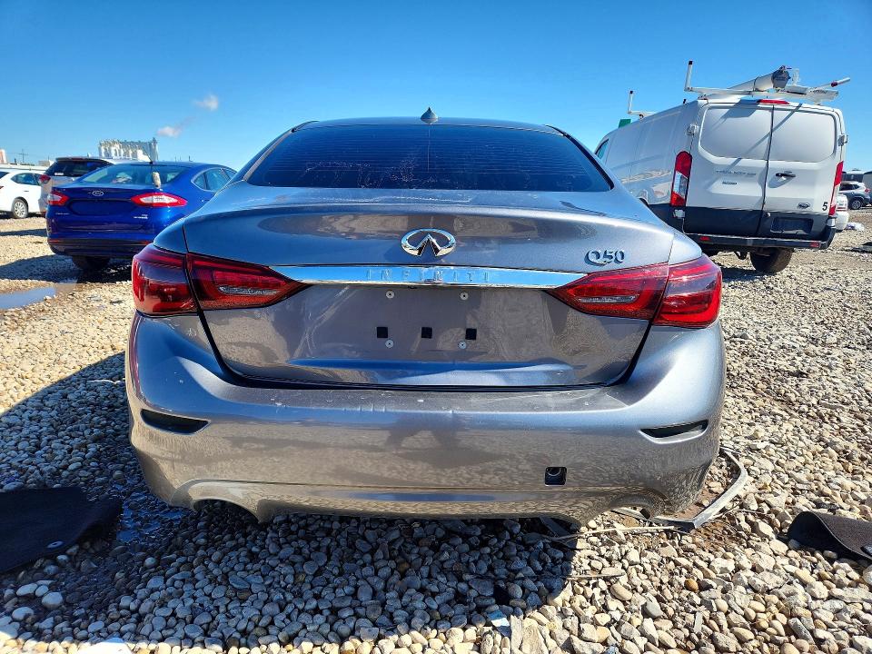 2018 Infiniti VIN JN1EV7AP1JM358202 COPART salvage auction — WATER/FLOOD, Il - Salvage Cert-Flood, sold $600 on 2026-07-17 (photo 6)