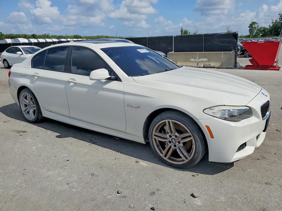 2013 BMW 5er VIN WBAFU7C51DDU68068 COPART salvage auction — MINOR DENT/SCRATCHES, Fl - Certificate Of Title, sold $2,800 on 2026-07-27 (photo 4)