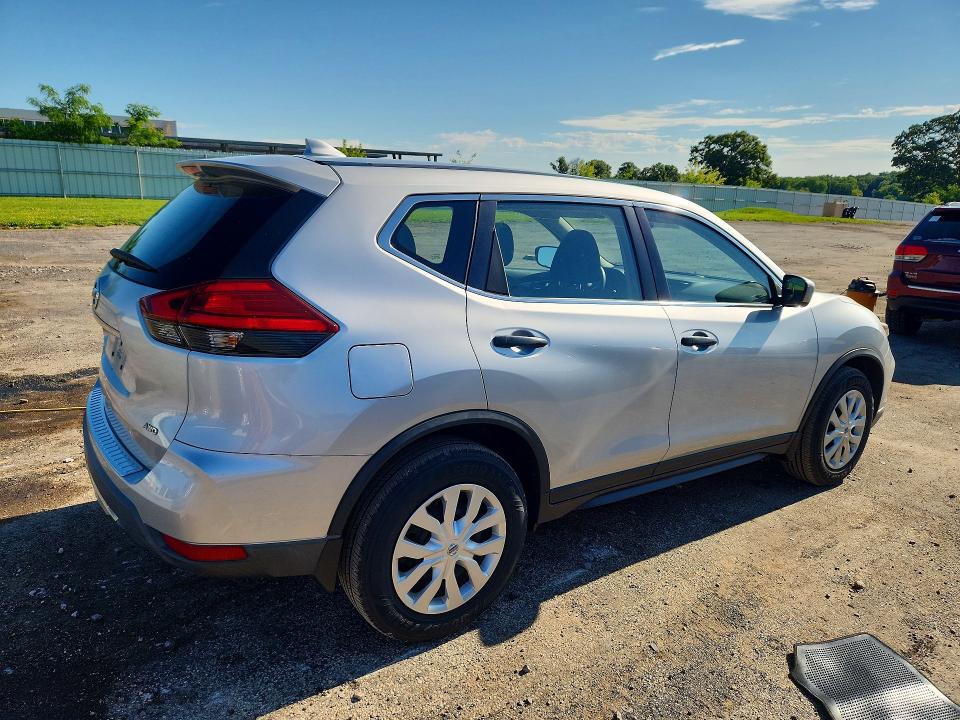 2017 Nissan VIN KNMAT2MV9HP548191 COPART salvage auction — HAIL, Wi - Junked Vehicle Bill Of Sale, sold $2,050 on 2026-07-14 (photo 3)