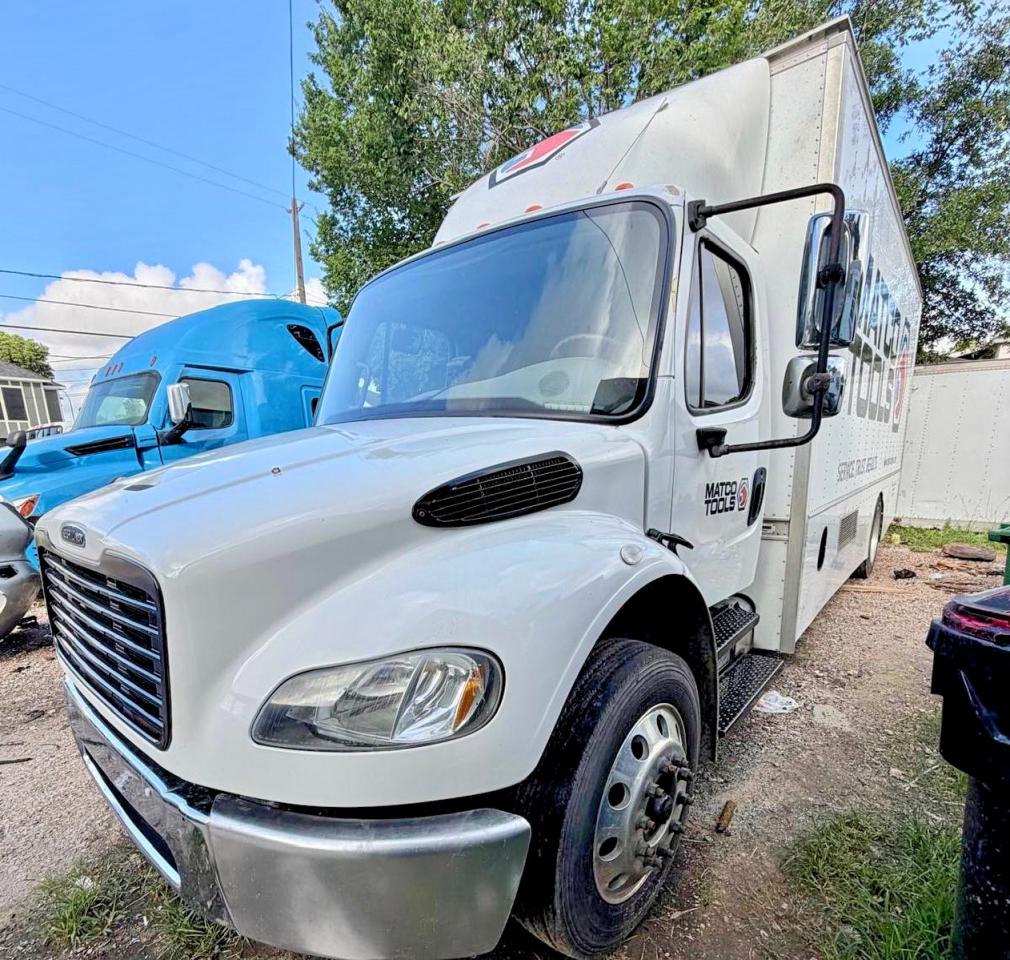 2014 Freightliner M2 VIN 1FVACWDT7HHHV2253 COPART salvage auction — Minor Dent/Scratches, TX - SALVAGE VEHICLE TITLE (P), sold $4,350 on 2026-07-09 (photo 2)