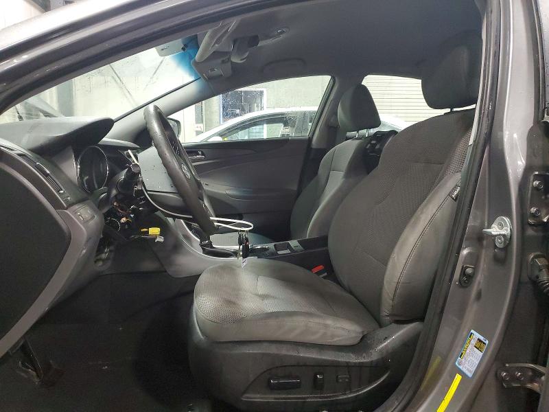 2014 Hyundai Sonata VIN 5NPEB4ACXEH925525 COPART salvage auction — VANDALISM, Mn - Cert Of Title-Prior Salvage, sold $275 on 2026-07-28 (photo 7)