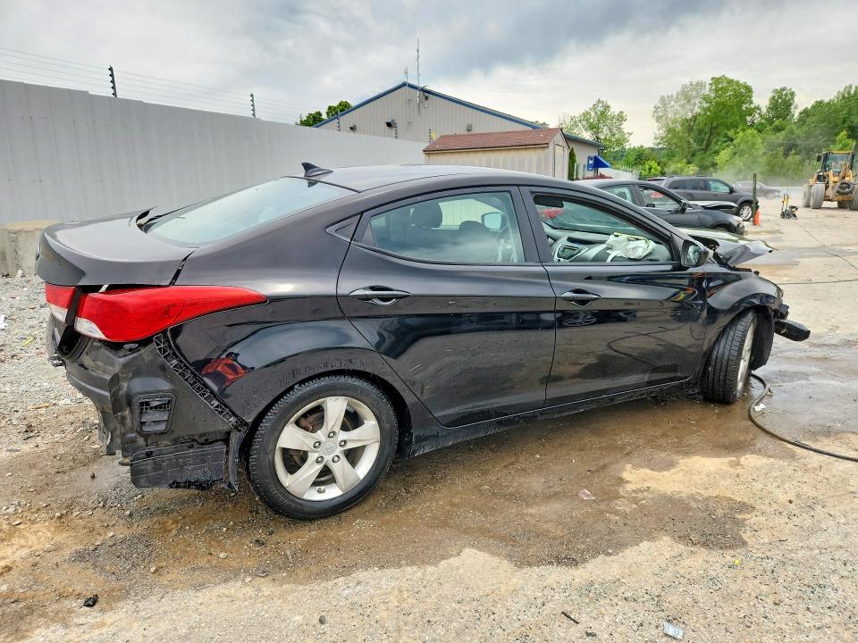 2012 Hyundai Elantra VIN KMHDH4AE1CU224690 COPART salvage auction — SIDE, Ky - Bill Of Sale/Part Only/No Titl, sold $300 on 2026-07-06 (photo 3)