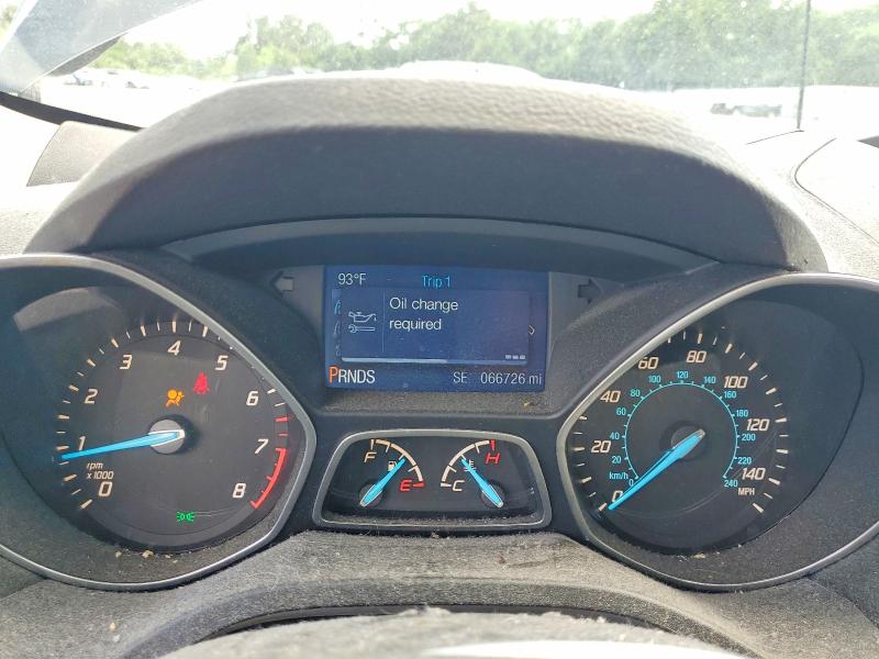 2015 Ford Escape VIN 1FMCU0F78FUB67015 COPART salvage auction — SIDE, MA - CERT OF TITLE-RECONSTRCTD COLL, sold $1,100 on 2026-07-02 (photo 9)