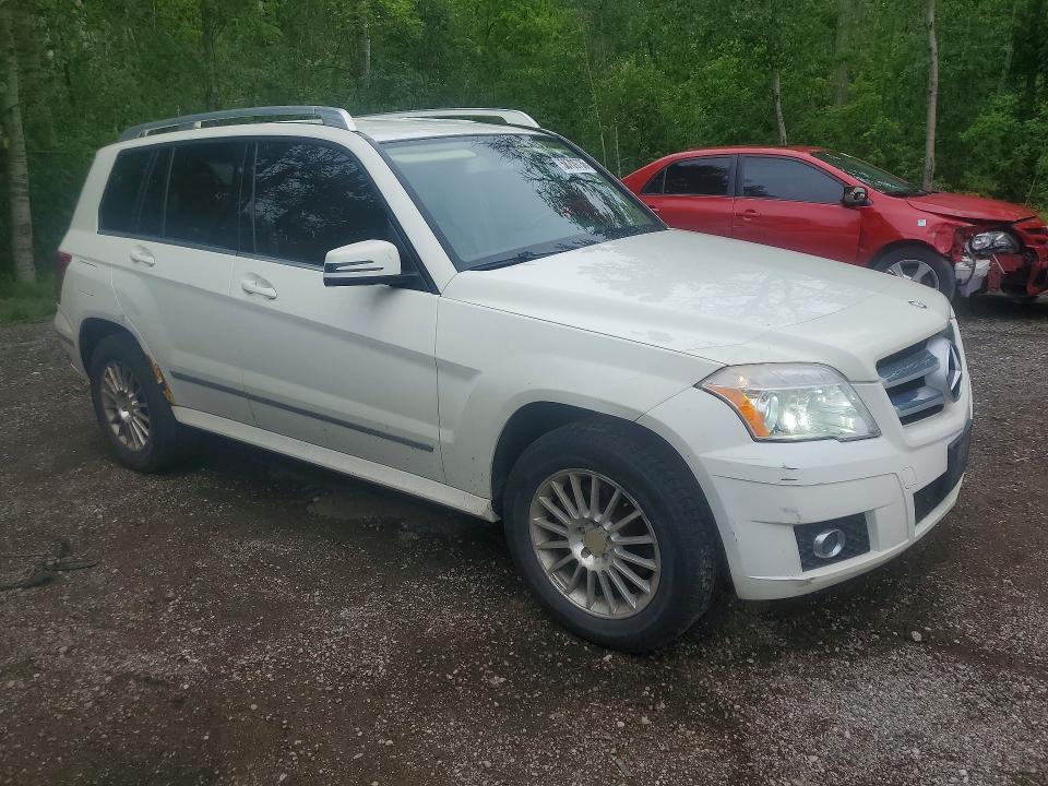 2011 Mercedes-benz Glk-class VIN WDCGG5GBXBF616071 COPART salvage auction — REAR END, ON - PERMIT NO BRAND - UNFIT, sold $2,700 on 2026-07-14 (photo 4)