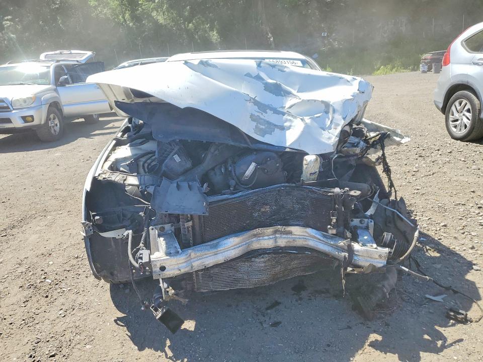 2014 Audi A4 VIN WAUHFAFL3EN016676 COPART salvage auction — FRONT END, NY - MV-907A SALVAGE CERTIFICATE, sold $350 on 2026-07-02 (photo 5)