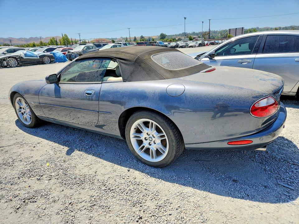 2001 Jaguar Xk series VIN SAJDA42C31NA11063 COPART salvage auction — MINOR DENT/SCRATCHES, Ca - Dis/Dlr/Exp Only Clean Title, sold $500 on 2026-07-15 (photo 2)