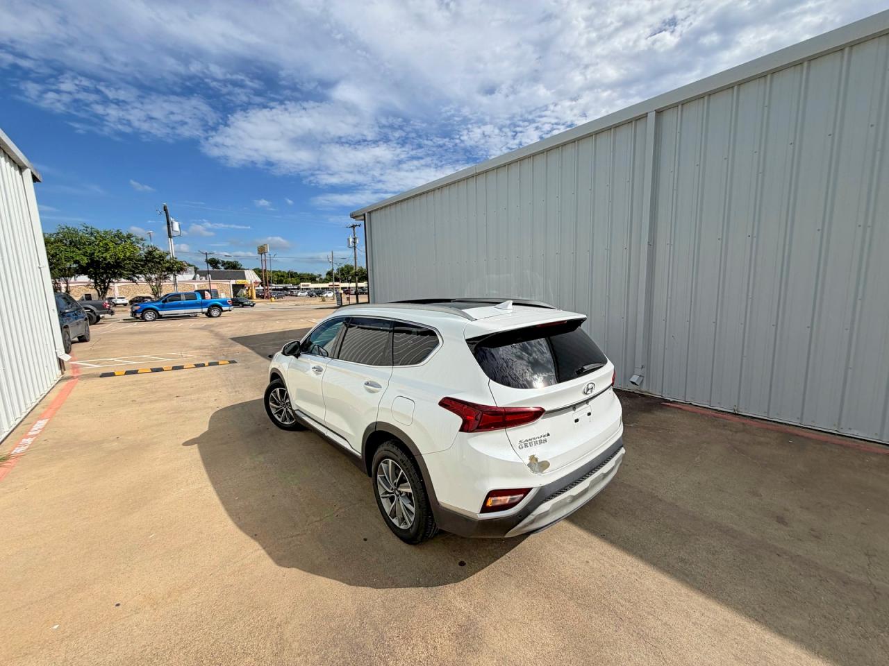 2020 Hyundai Santa Fe VIN 5NMS33AD4LH142696 COPART salvage auction — Minor Dent/Scratches, OK - CERTIFICATE OF TITLE (P), sold $7,900 on 2026-07-03 (photo 3)