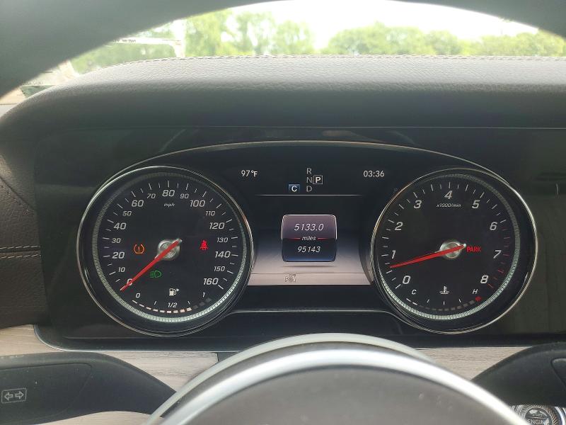 2019 Mercedes-benz E-klasse VIN WDD1K6JB1KF117030 COPART salvage auction — SIDE, Salvage Title, sold $12,200 on 2026-08-03 (photo 9)