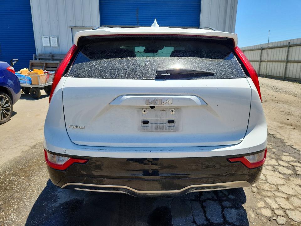 2024 Kia Niro VIN KNDCR3L1XR5110644 COPART salvage auction — MECHANICAL, CA - CERTIFICATE OF TITLE, sold $11,500 on 2026-07-08 (photo 6)