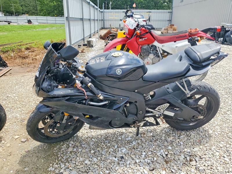 2009 Yamaha Yzfr6 VIN JYARJ16E99A010834 COPART salvage auction — VANDALISM, MO - SALVAGE CERTIFICATE OF TITLE, sold $2,300 on 2026-08-03 (photo 3)