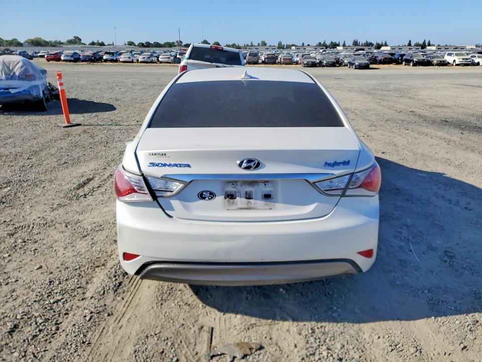 2013 Hyundai Sonata hybrid VIN KMHEC4A4XDA099461 COPART salvage auction — REAR END, Ca - Salvage Certificate, sold $375 on 2026-07-28 (photo 6)