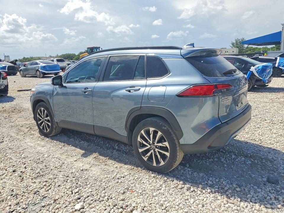 2023 Toyota VIN 7MUDAAAG6PV067800 COPART salvage auction — SIDE, Fl - Cert Of Title Slvg Rebuildable, sold $5,700 on 2026-07-28 (photo 2)