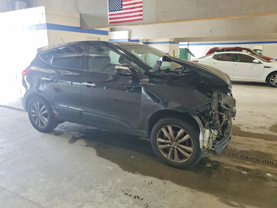 2013 Hyundai Tucson VIN KM8JU3AC5DU675582 COPART salvage auction — FRONT END, Va - Cert Of Title - Salvage, sold $425 on 2026-07-31 (photo 4)