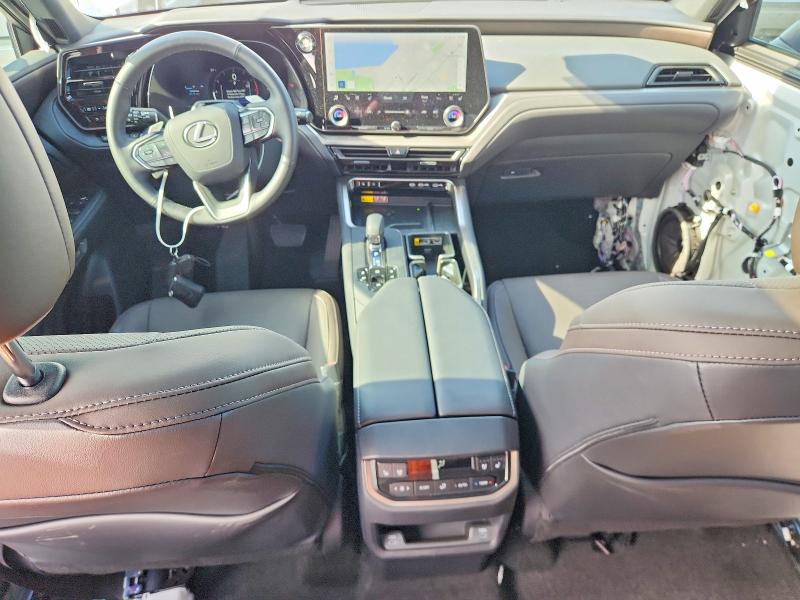 2026 Lexus Tx VIN 5TDAAAB6XTS053976 COPART salvage auction — SIDE, Tx - Salvage Vehicle Title, sold $36,000 on 2026-07-27 (photo 8)