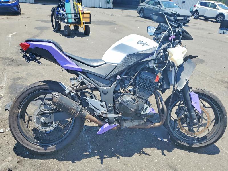 2017 Kawasaki Ex300 VIN JKAEX8A1XHDA31703 — COPART salvage auction photo