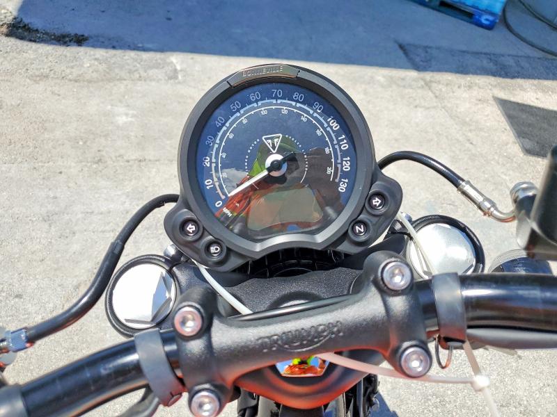 2025 Triumph motorcycle Bonneville VIN SMTD53HL8STCG4698 COPART salvage auction — MINOR DENT/SCRATCHES, FL - CERTIFICATE OF DESTRUCTION, sold $4,800 on 2026-07-30 (photo 7)
