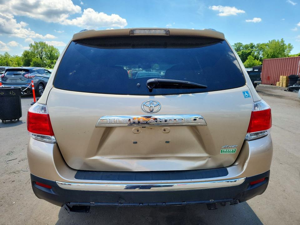 2012 Toyota Highlander VIN 5TDBK3EH9CS094545 COPART salvage auction — REAR END, Salvage Title, sold $2,850 on 2026-07-17 (photo 6)