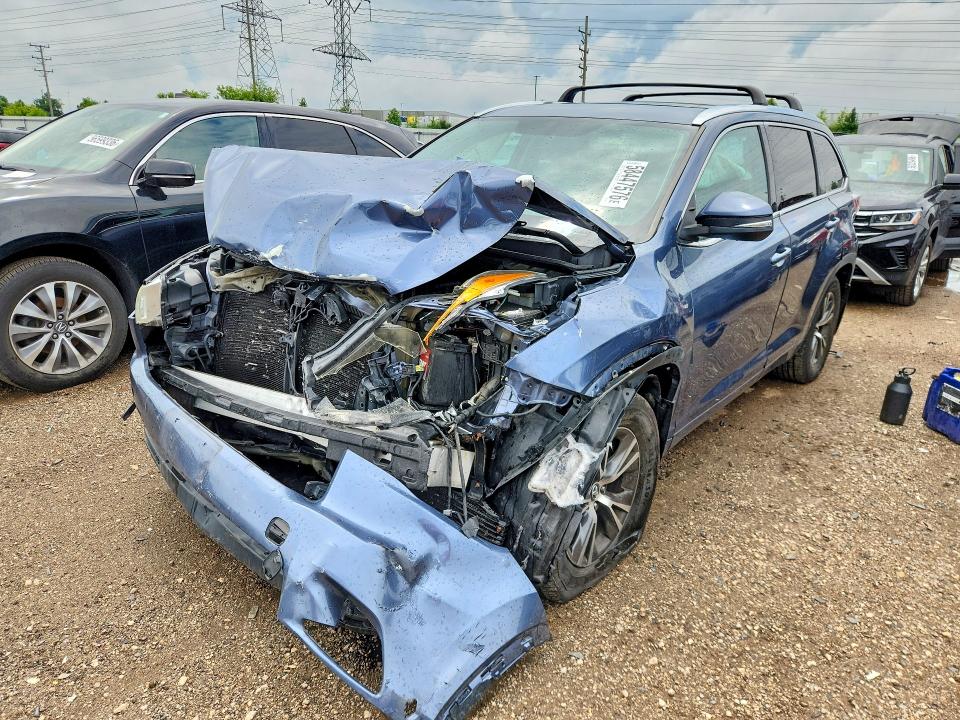 2016 Toyota Highlander VIN 5TDJKRFH5GS290243 COPART salvage auction — FRONT END, IL - SALVAGE CERTIFICATE, sold $5,300 on 2026-07-28 (photo 1)