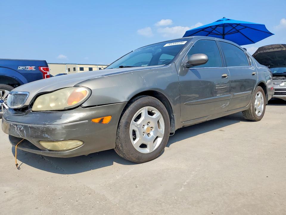 2000 Infiniti I30 VIN JNKCA31A7YT213331 — COPART salvage auction photo