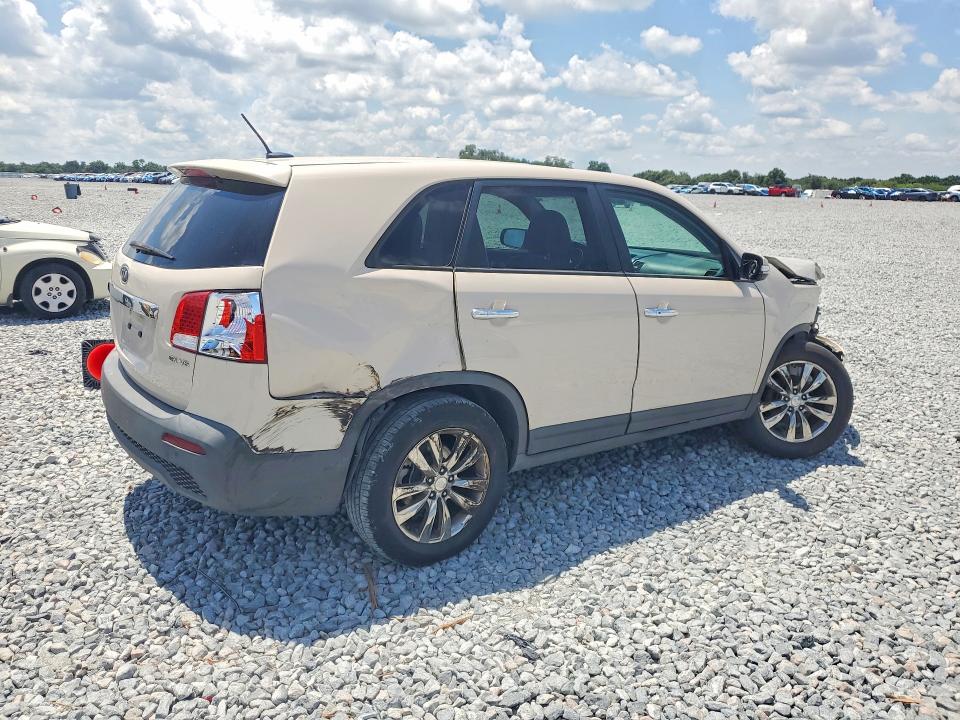 2011 Kia Sorento VIN 5XYKU4A27BG026564 COPART salvage auction — FRONT END, FL - CERT OF TITLE SLVG REBUILDABLE, sold $1,350 on 2026-07-17 (photo 3)