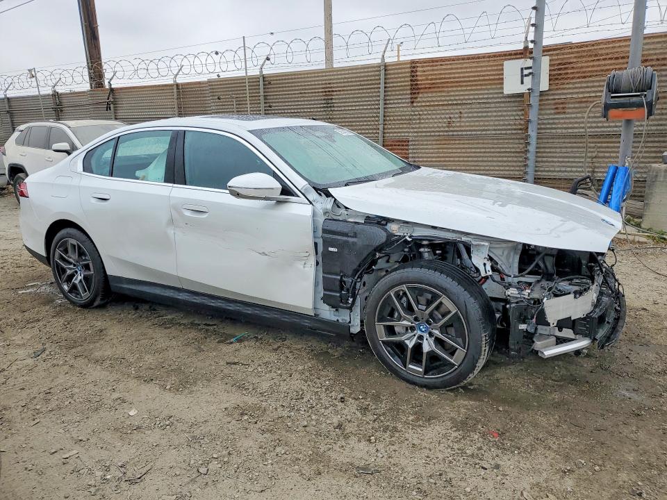 2024 BMW I5 VIN WBY33FK09RCS04214 COPART salvage auction — FRONT END, Ca - Salvage Certificate, sold $21,900 on 2026-08-13 (photo 4)