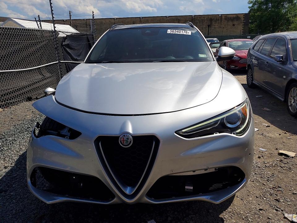 2020 Alfa romeo Stelvio VIN ZASPAKBN2L7C91703 COPART salvage auction — FRONT END, Salvage Title, sold $4,150 on 2026-08-20 (photo 5)