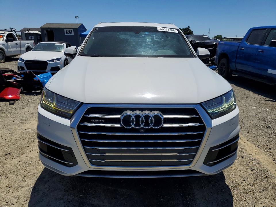 2018 Audi Q7 VIN WA1LAAF70JD016384 COPART salvage auction — UNDERCARRIAGE, CA - SALVAGE CERTIFICATE, sold $6,300 on 2026-07-14 (photo 5)